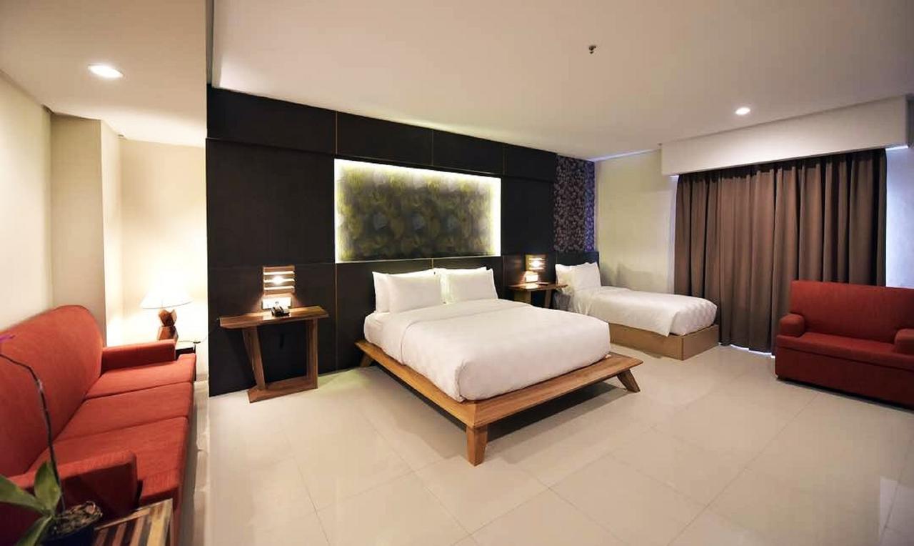 The Sya Regency Palu Hotel By Soasia Экстерьер фото
