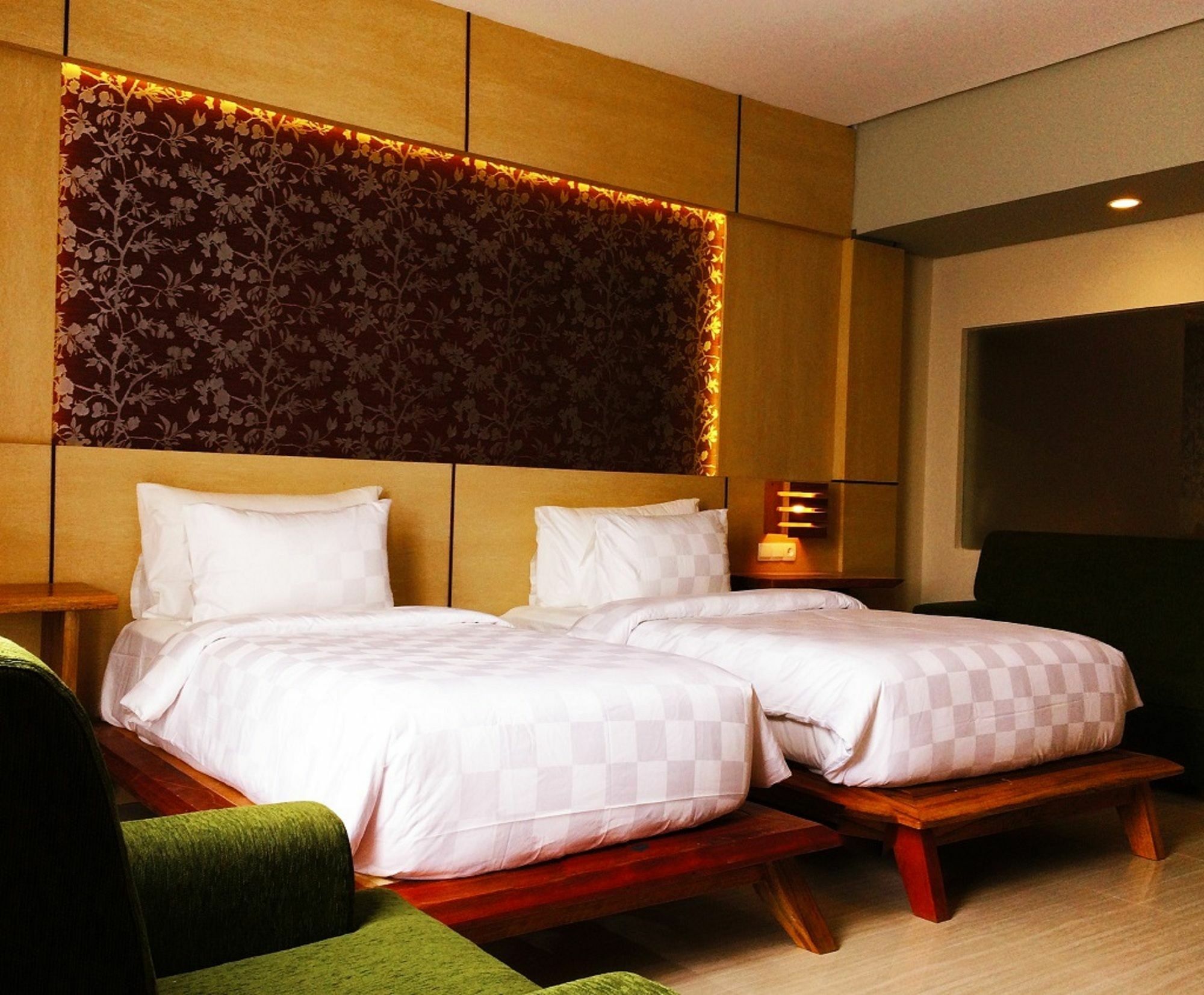 The Sya Regency Palu Hotel By Soasia Экстерьер фото